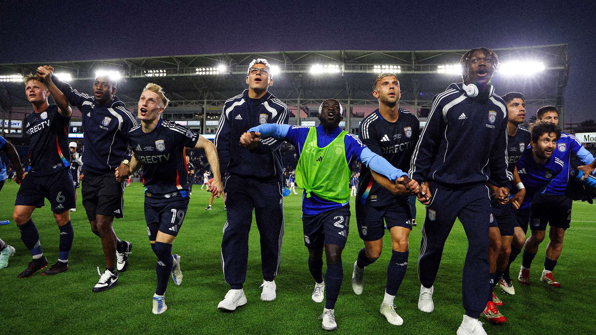 他竞争对手 他竞争对手